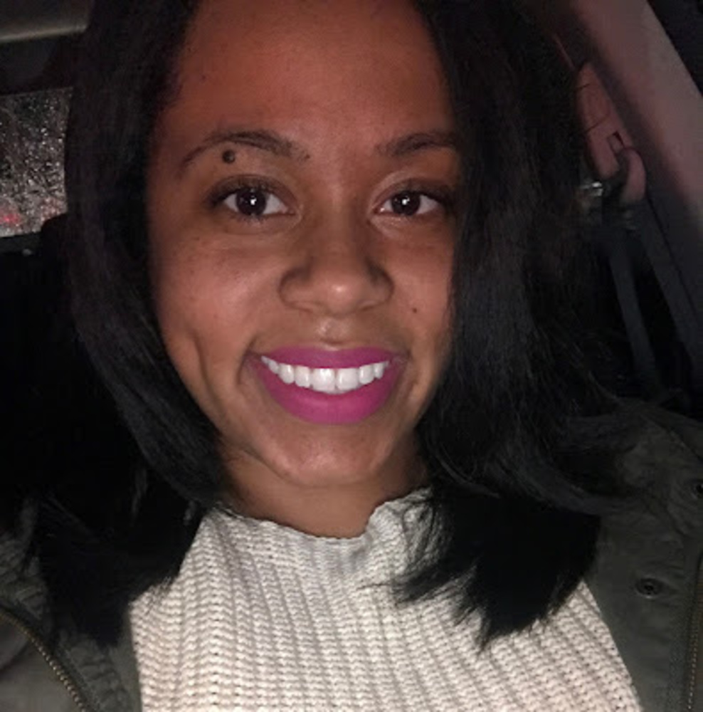 Meet your Posher, Denissa